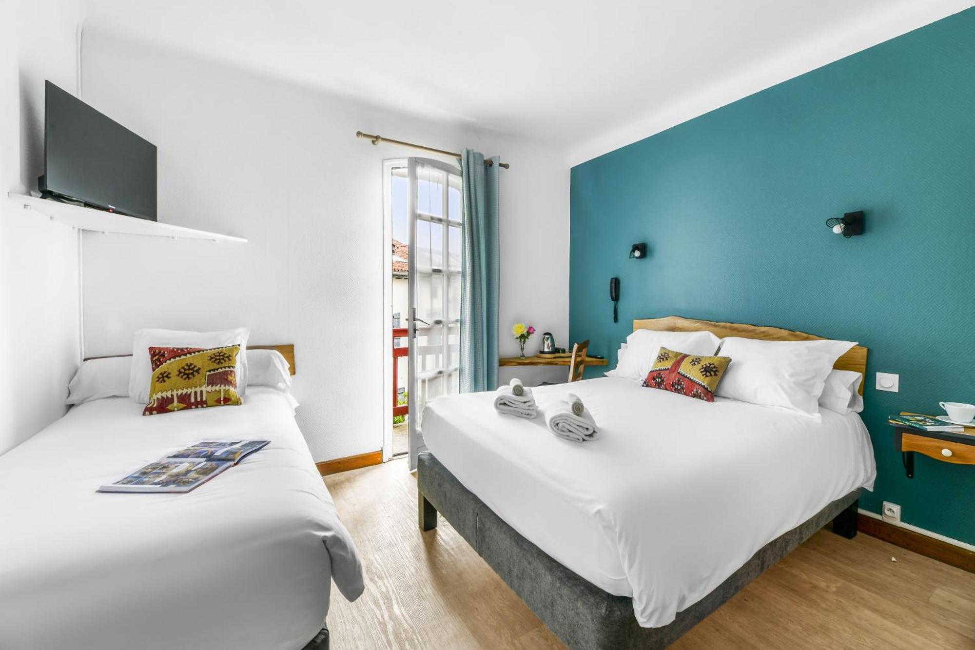 Logis Hotel Restaurant Espelletenia Larceveau-Arros-Cibits Eksteriør billede